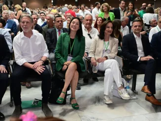 ΠΑΣΟΚ: Ανοίγουν τα χαρτιά τους οι έξι υποψήφιοι αρχηγοί του – Δείτε live τις τοποθετήσεις τους στο ΣΕΦ στο άτυπο Debate…