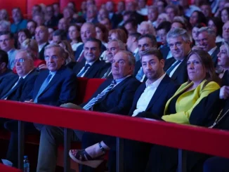 Νέα κοινή επανεμφάνιση Καραμανλή με Σαμαρά – Δίπλα τους ο Νίκος Ανδρουλάκης