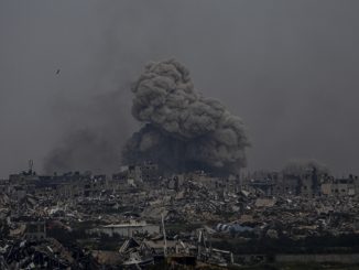 Σε κατάσταση συναγερμού το Ισραήλ: Απετράπη μπαράζ επιθέσεων από τη Χαμάς – Ρουκέτες της Χεζμπολάχ χτύπησαν τη Χάιφα