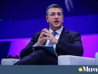 Απόστολος Τζιτζικώστας: το διάβασμα και η Ούρσουλα…