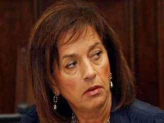 Η Βάσω Παπανδρέου αρνήθηκε να ψηφίσει το δεύτερο Μνημόνιο για αυτό ο Γ.Α. Παπανδρέου δεν πήγε στην κηδεία της αλλά στο γάμο του Δούκα στην Θήβα πήγε