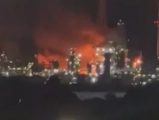 Τουρκία: Διαδοχικές εκρήξεις σε διυλιστήριο στη Σμύρνη