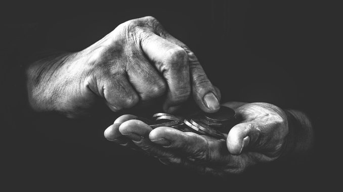 poverty-4561704_960_720.jpg