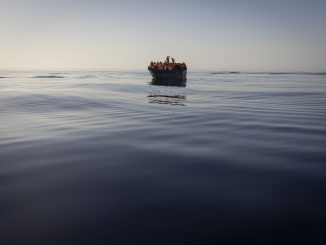 Γαλλία: Το πλοίο Ocean Viking διέσωσε 34 μετανάστες στη Μεσόγειο