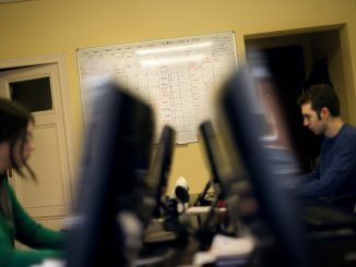 Η κυβέρνηση της Ισπανίας υπέγραψε συμφωνία με τα συνδικάτα για την εβδομάδα των 37,5 ωρών εργασίας