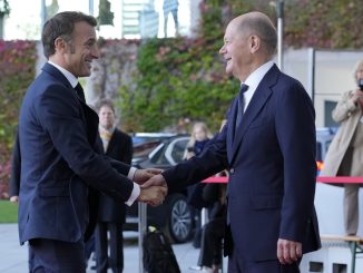 Ο Σολτς και ο Μακρόν δηλώνουν έτοιμοι, υπό προϋποθέσεις, «να συνεργαστούν με τους νέους ηγέτες» στη Συρία