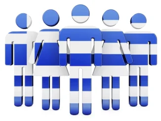 ΕΛΣΤΑΤ: Δημογραφική κρίση στην Ελλάδα – Μειώνεται ο πληθυσμός – Το 23,3% είναι άνω των 65