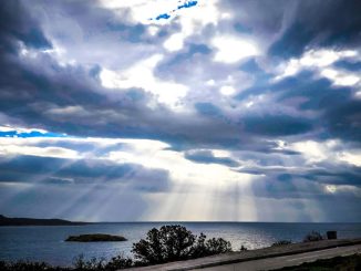 Αίθριος με τοπικές νεφώσεις και άνοδο θερμοκρασίας