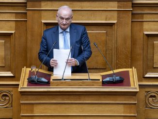Α.Βορυλλας – Συνομιλίες Trump – Putin για την Ουκρανία: «Όταν τα βουβάλια δεν μαλώνουν και πάλι τα βατράχια κινδυνεύουν»