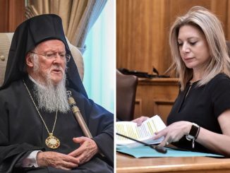 Παρέμβαση Οικουμενικού Πατριάρχη Βαρθολομαίου υπέρ Μαρίας Καρυστιανού: «Κανένας δεν δικαιούται να προσβάλει μία χαροκαμένη μάνα»