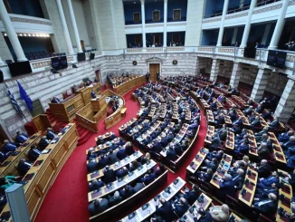 Κατατέθηκε η πρόταση μομφής στην κυβέρνηση Μητσοτάκη από ΠΑΣΟΚ, ΣΥΡΙΖΑ, Νέα Αριστερά και Πλεύση Ελευθερίας