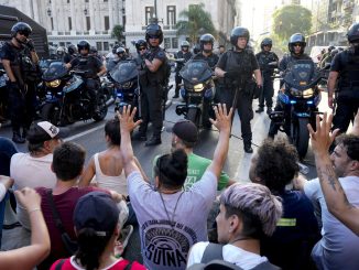Αργεντινή: Γενική απεργία προκηρύσσει στις 10 Απριλίου η μεγαλύτερη συνομοσπονδία εργατικών συνδικάτων