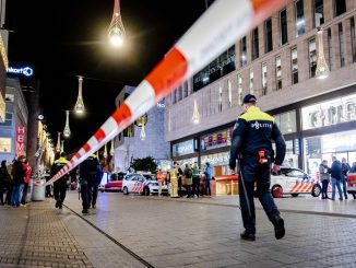 Ουκρανός ο ύποπτος που μαχαίρωσε πέντε άτομα σε πλατεία του Άμστερνταμ