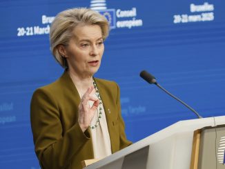 Φον ντερ Λάιεν: Η ΕΕ «έτοιμη να απαντήσει» στους δασμούς των ΗΠΑ – Τρομερές οι συνέπειες για εκατομμύρια ανθρώπους