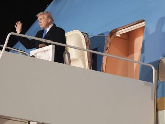Ο Ντόναλντ Τραμπ έφθασε στη Ρώμη για να παραστεί στην κηδεία του πάπα Φραγκίσκου