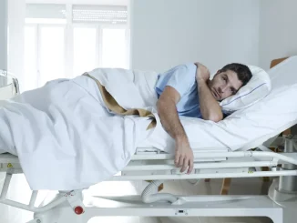 Δυσαρεστημένοι 6 στους 10 πολίτες από το ΕΣΥ – Πλέον και από τα απογευματινά χειρουργεία