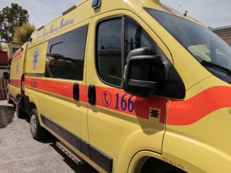 Τραυματισμός Γάλλου κυβερνήτη από συνεπιβάτη του σε τουριστικό σκάφος