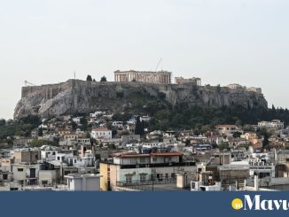 Οι λόγοι που η Αθήνα κινδυνεύει από μεγάλη πυρκαγιά σύμφωνα με τους Financial Times