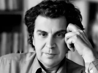 «Μίκης Θεοδωράκης, Στη σκηνή και στην οθόνη»: Μεγάλο μουσικό αφιέρωμα στο Κηποθέατρο Παπάγου