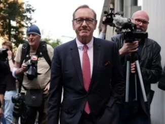 Γαλλία-MeToo: Ο ηθοποιός Κέβιν Σπέισι θα βραβευτεί για το σύνολο της καριέρας του στο περιθώριο του Φεστιβάλ των Καννών