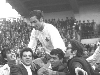 Πανος Αβραμόπουλος- Ο θρυλικός κανονιέρης του ποδοσφαίρου μας  Αντώνης Αντωνιάδης !