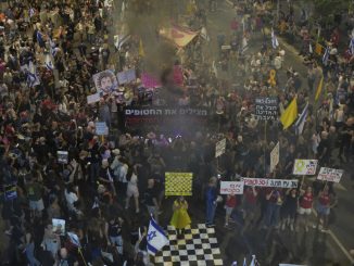 Διαδήλωση στο Τελ Αβίβ για την απελευθέρωση των ομήρων από τη Λωρίδα της Γάζας Διαδήλωση στο Τελ Αβίβ για την απελευθέρωση των ομήρων από τη Λωρίδα της Γάζας