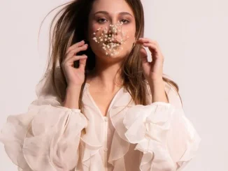«Κι αν μου πεις»: Το νέο dreamy pop τραγούδι της Μελίνας Μαβίδου