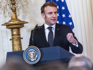 Μακρόν: Να επιτευχθεί εμπορική συμφωνία με τις ΗΠΑ το συντομότερο δυνατόν