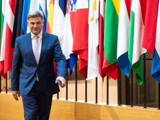 Ουσιαστική αντιπολίτευση για όλα κανει ο Νικολας Φαραντούρης – Στη Νέα Υόρκη από σήμερα – Συναντιέται με τον ΓΓ ΟΗΕ Γκουτέρες