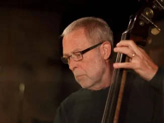 Ο θρύλος της τζαζ Dave Holland στο Ηρώδειο