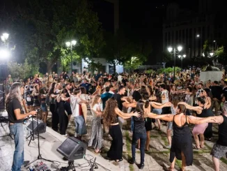 Tο Φεστιβάλ «Καλοκαίρι στην Αθήνα 2025» γέμισε με μουσική, θέατρο και χαρά τις γειτονιές της Αθήνας