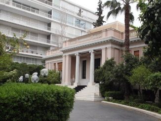 Υπό κατάρρευση τα ποιοτικά στοιχεία στις Δημοσκοπήσεις για την κυβέρνηση Μητσοτάκη