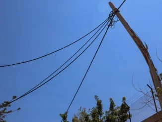 Διακοπή κυκλοφορίας στον Υμηττό λόγω κινδύνου πτώσης κολώνας ηλεκτροδότησης Διακοπή κυκλοφορίας στον Υμηττό λόγω κινδύνου πτώσης κολώνας ηλεκτροδότησης