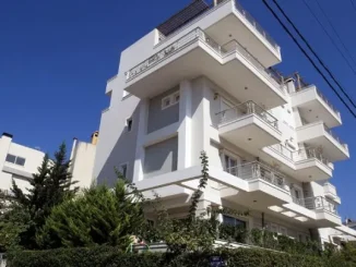 Παρατείνεται από το υπουργείο Οικονομικών η αναστολή επιβολής ΦΠΑ στα νεόδμητα ακίνητα και του χρόνου με τις σχετική εξαγγελία να γίνεται από τον Πρωθυπουργό στη Διεθνή Έκθεση Θεσσαλονίκης.