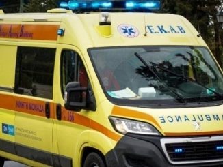 Χωρίς τις αισθήσεις του ανασύρθηκε 75χρονος το πρωί της Τετάρτης από την παραλία των Καλυβών του δήμου Πολύγυρου.