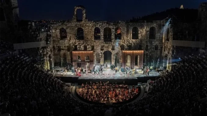 w02-81459w28173616rigoletto.webp.webp.webp