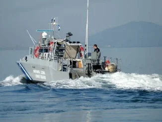 Δύο επιχειρήσεις διάσωσης αλλοδαπών πραγματοποιήθηκαν υπό τον συντονισμό του Ενιαίου Κέντρου Συντονισμού Έρευνας και Διάσωσης στη θαλάσσια περιοχή νότια της Κρήτης.