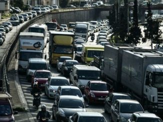Χάος στους δρόμους της Αττικής – Μποτιλιάρισμα χιλιομέτρων στον Κηφισό
