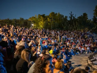 Με περισσότερους από 20.000 θεατές ολοκληρώθηκε το Φεστιβάλ Κολωνού 2025 του Δήμου Αθηναίων