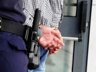 Ίλιον: Συνελήφθη 39χρονος φυγόποινος για ληστεία, βιασμό και επιθέσεις